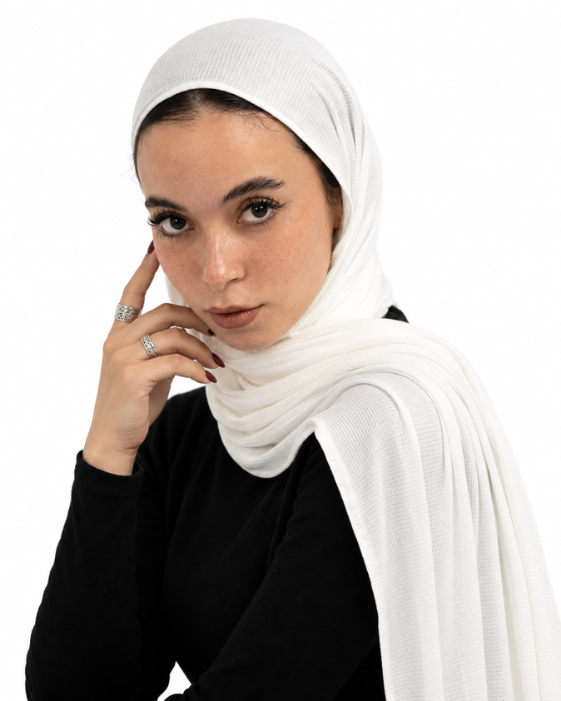 Kuwaiti soft off white